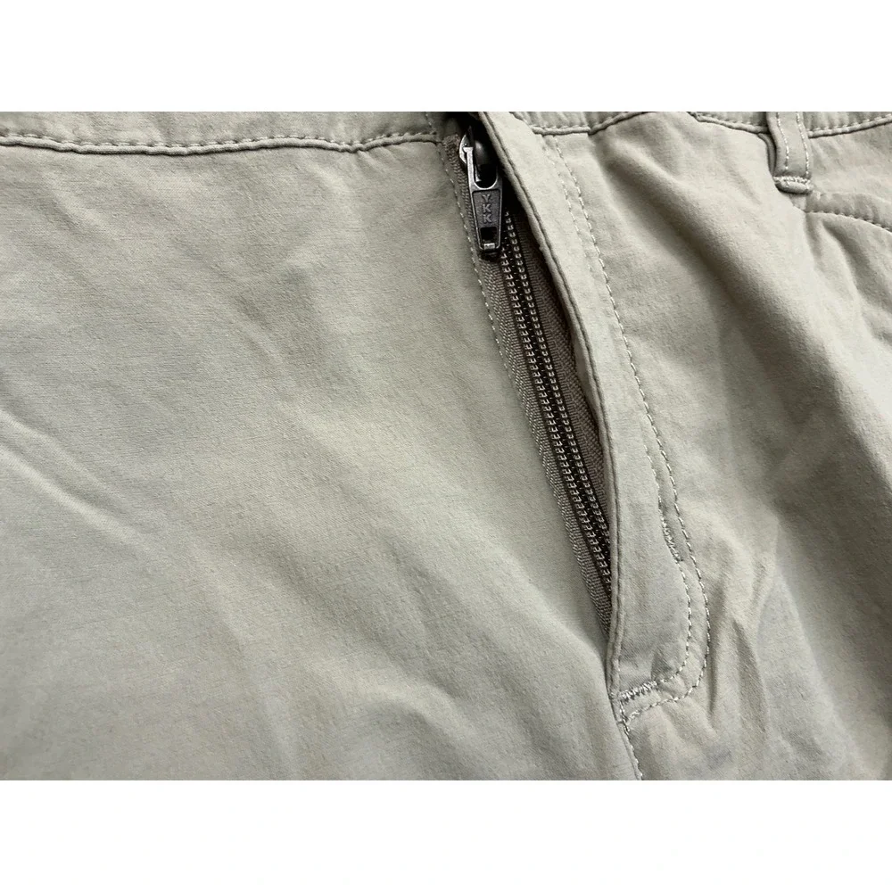 Patagonia Quandary Shorts Tan Khaki Stretch Hiking Outdoor‎ Size 12 STY58091
